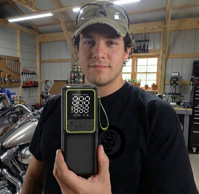 Airmaster portable tire inflator
